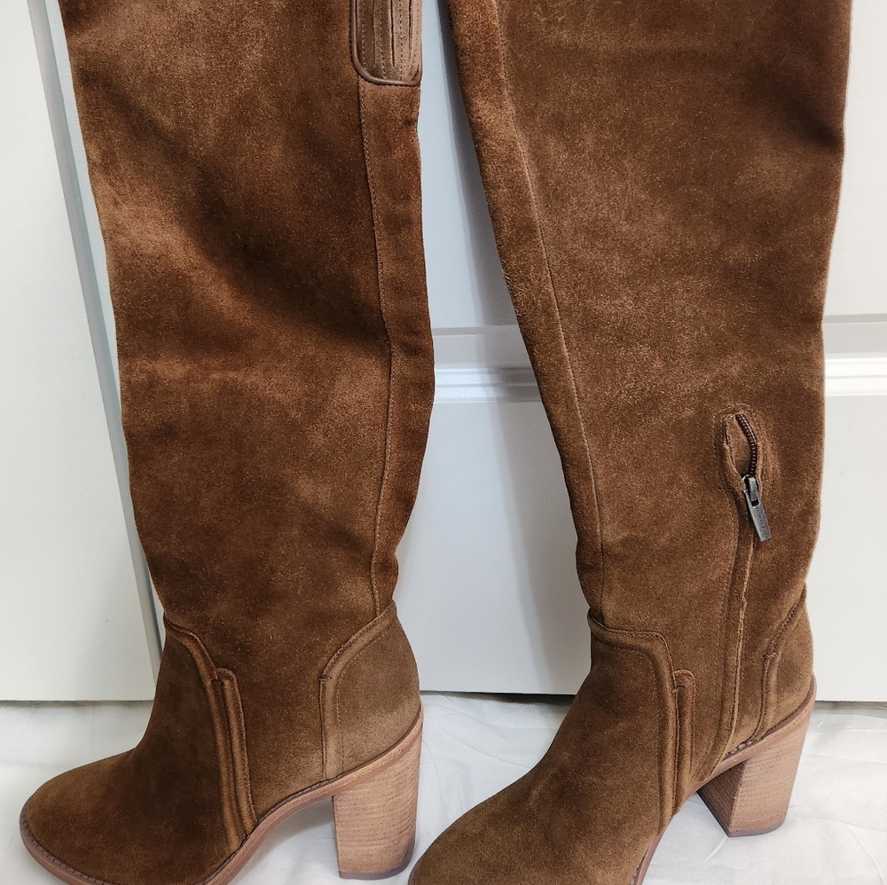 Vince Camuto Melaya Over the Knee - Picture 3 of 6